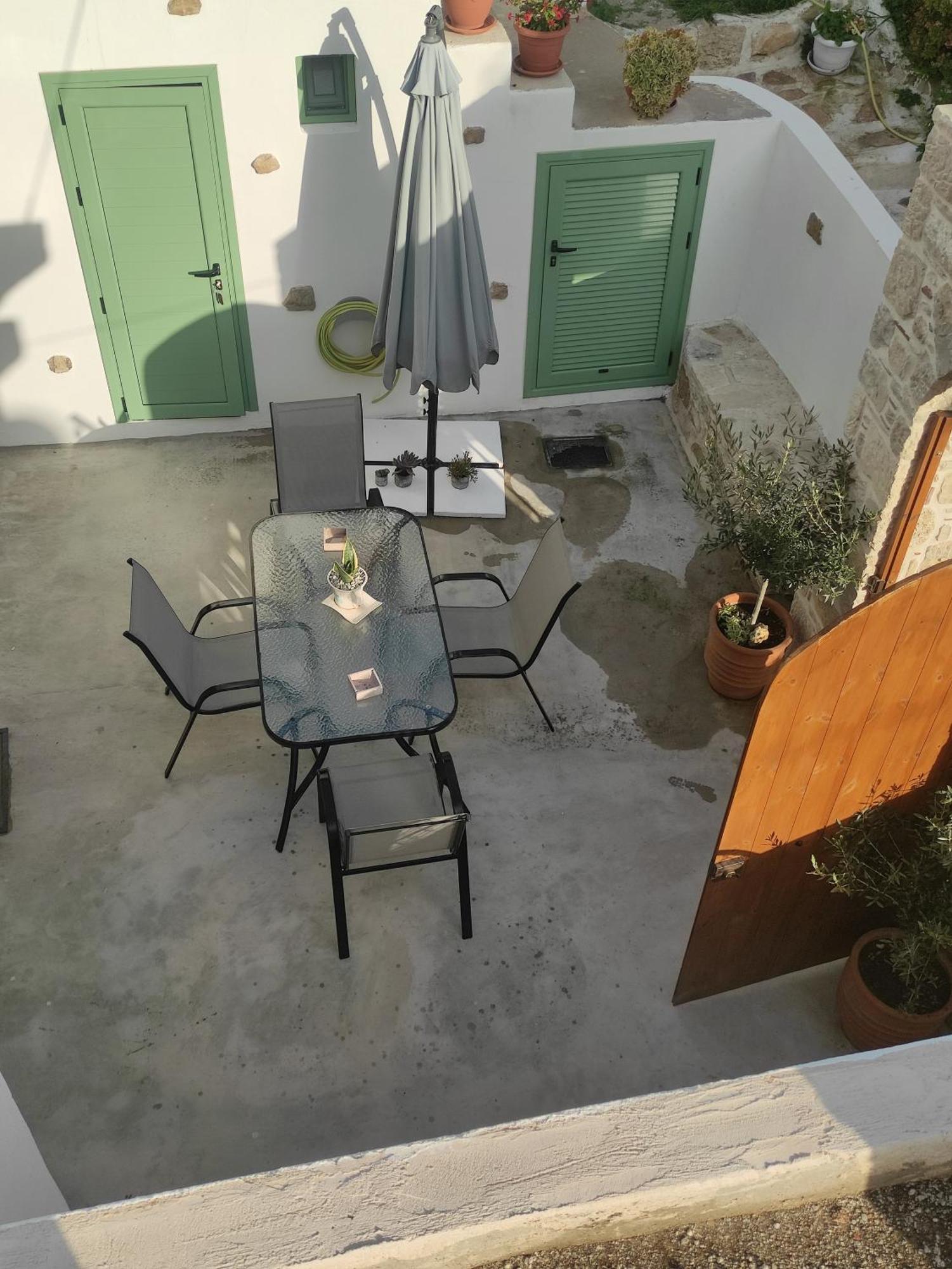 La Maison D Aspasia Kamilari Exterior photo